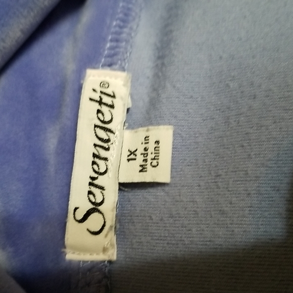 Serengeti Velvet Top Size 1X Plus Size - Picture 6 of 11